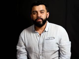 SantiRuiz69 live cam model at XLoveCam
