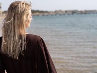 Rorria live cam model at XLoveCam