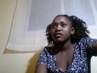 SweetChou live cam model at XLoveCam