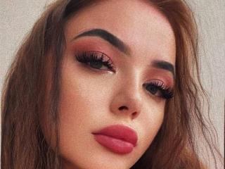 BattyLove live cam model at XLoveCam