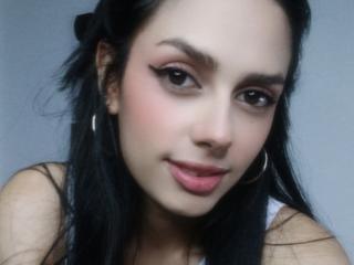 AnaisHilton Webcam Porno Live - Photo 11/21