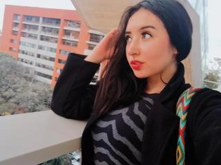 SusanMonroy Blowjob XXX Cams - Photo 7/21