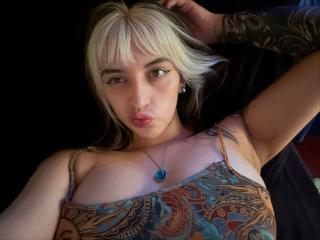 BellaBleu Live Cam Porn - Photo 19/21