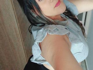 MiaJhonss Hot et Sexy Liveshow - Photo 17/21