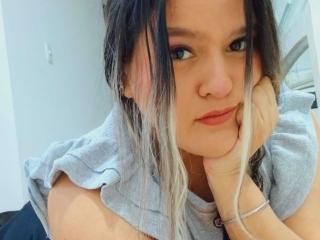 MiaJhonss Hot et Sexy Liveshow - Photo 16/21