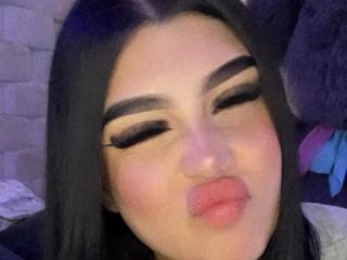 SweetEmily69 Blowjob XXX Cams - Photo 10/14