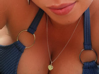JuliaFrancaise Image Gallery