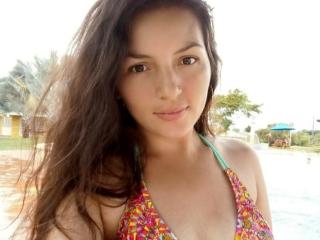 Rubyv live cam model at XLoveCam