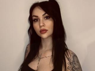 InkedFaye live cam model at XLoveCam