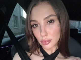 SensualMila Blowjob XXX Cams - Photo 20/21