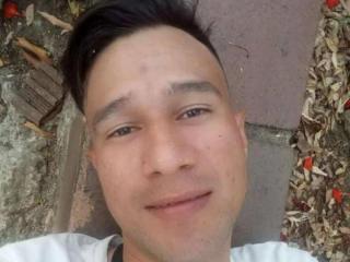 AxelNavas69 live cam model at XLoveCam