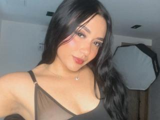 SofiaJames Blowjob XXX Cams - Photo 17/21