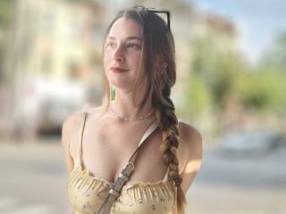 Watch LunaBliss69 live on cam on XLoveCam
