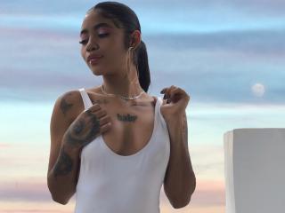 AvaRouge Webcam Porno Live - Photo 12/21