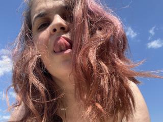 NaturalTessa live cam model at XLoveCam