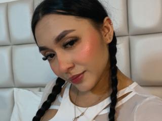 SofiaJames Blowjob XXX Cams - Photo 9/21
