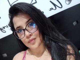 AlissonBeauty live cam model at XLoveCam