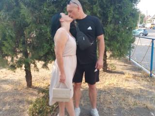 AlicaAndBarry live cam model at XLoveCam