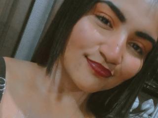 SusanaDiaz Blowjob XXX Cams - Photo 12/21