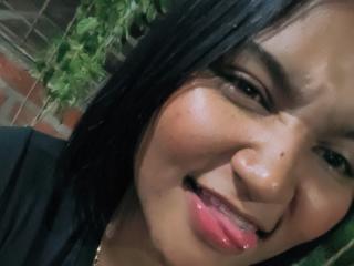 SusanaDiaz Blowjob XXX Cams - Photo 7/21