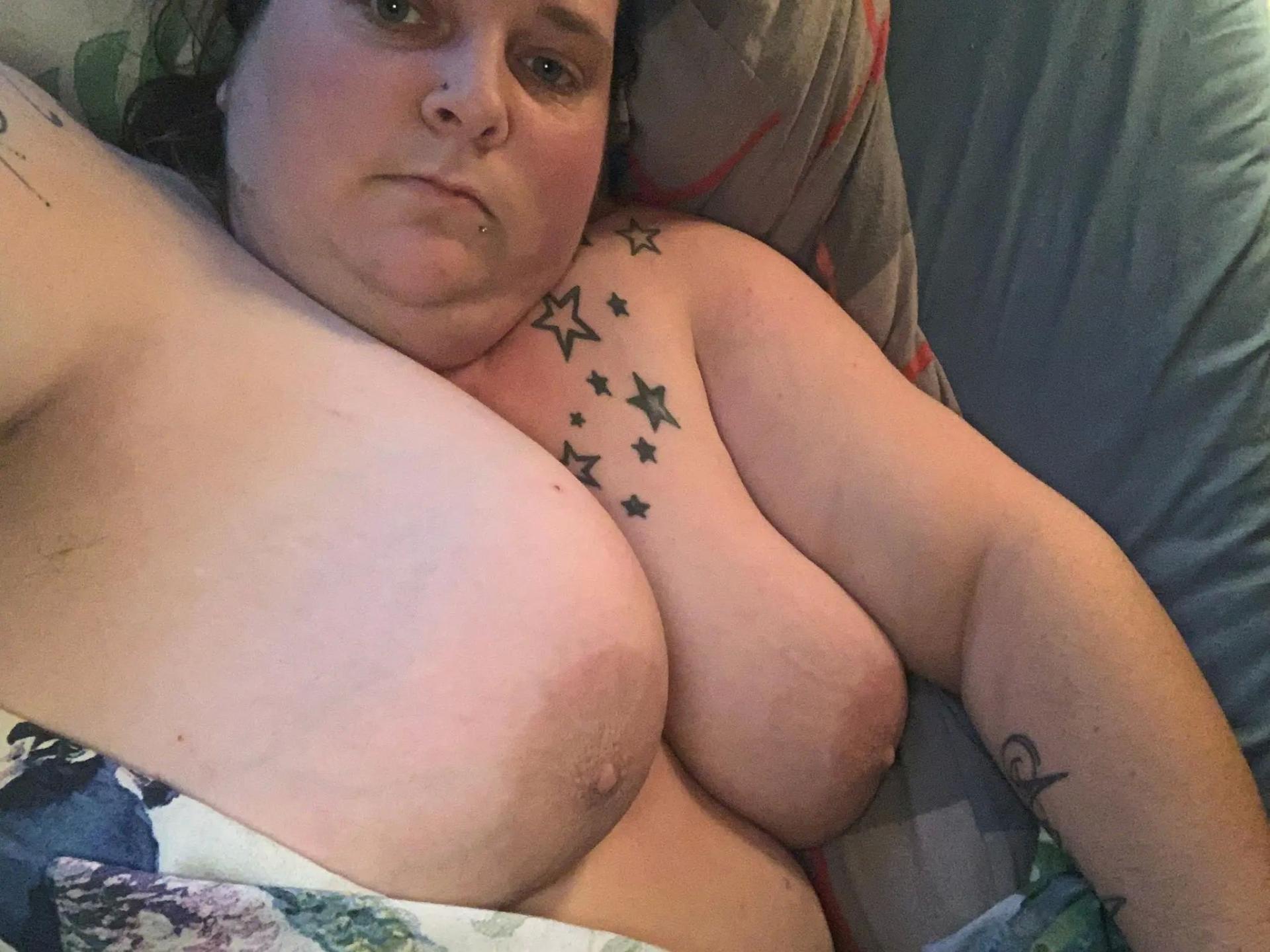 webcam model Kiramaus88-hot from XloveCam webcam model Kiramaus88-hot from XloveCam