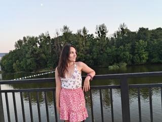 Watch AlinaBoss live on cam on XLoveCam