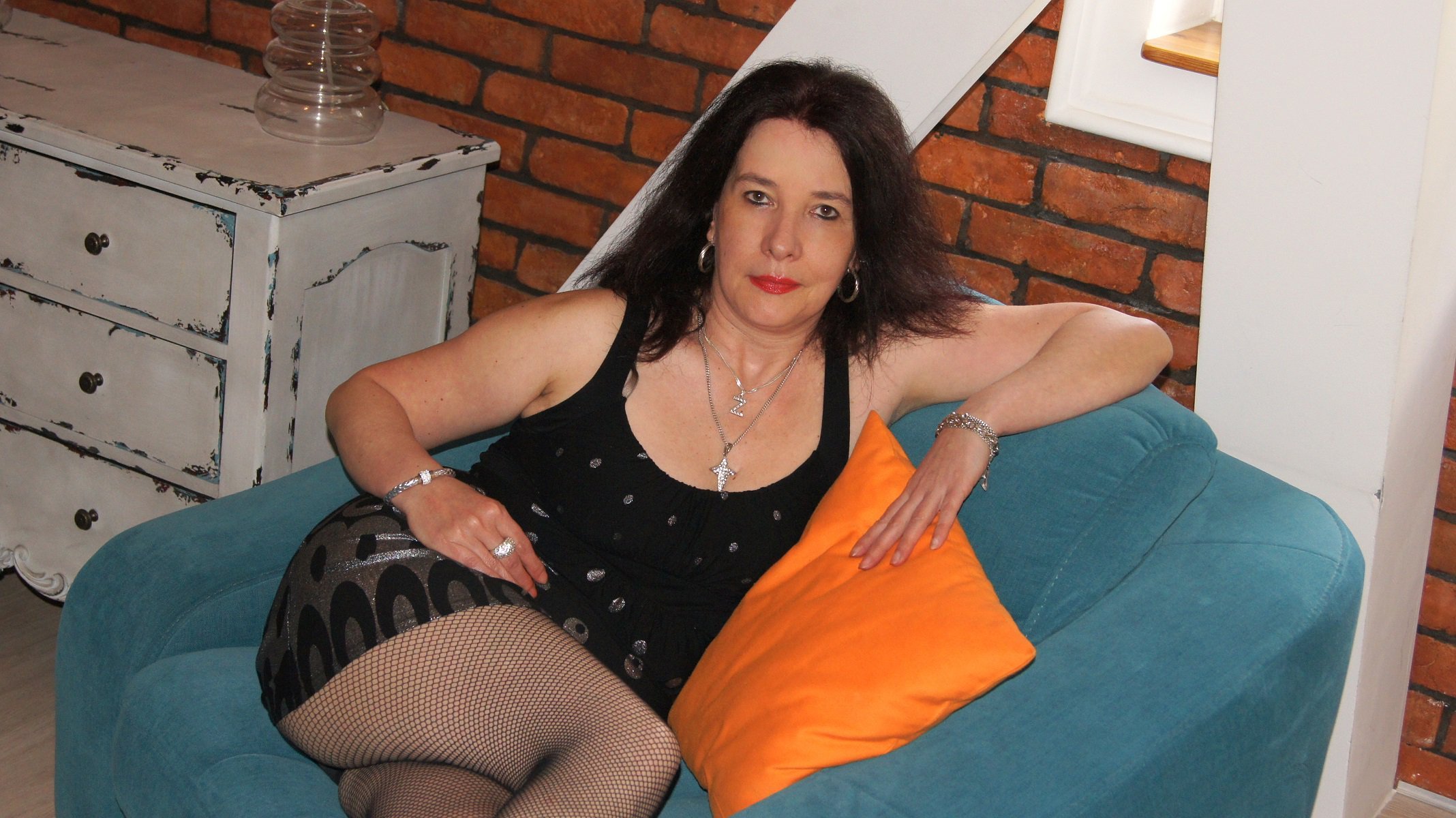 Mature Women On Cam