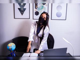 AnissaAli Webcam Porno Live - Photo 9/21