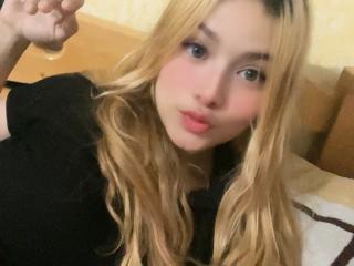 ShantalSummer Blowjob XXX Cams - Photo 15/21