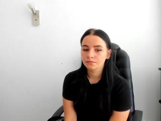MargoRoiss live cam model at XLoveCam