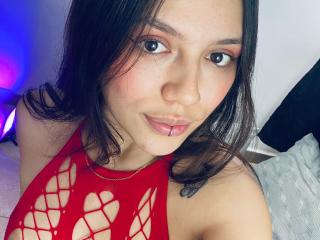 SophiaMarx Blowjob XXX Cams - Photo 7/21