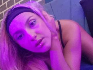 AlterEgoSecond Webcam Porno Live - Photo 10/21