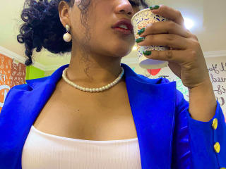 SophieSonyas Blowjob XXX Cams - Photo 11/21