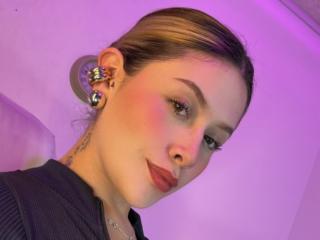 SweetAbey Blowjob XXX Cams - Photo 6/21