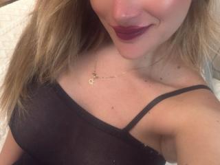 ArianaLu Webcam Porno Live - Photo 4/21