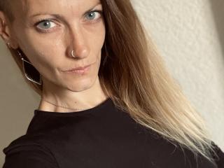 DaneeSoHot Amateur Live Cam - Photo 5/21
