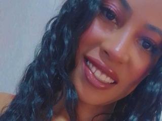 SusiLopez Blowjob XXX Cams - Photo 14/21