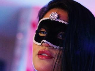 Watch KiaraMask live on cam on XLoveCam