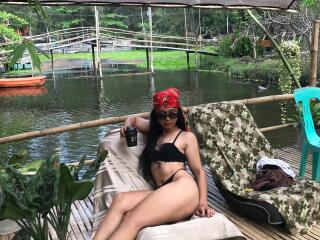 TsLucyPearl live cam model at XLoveCam