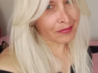 Watch Rousk live on cam on XLoveCam