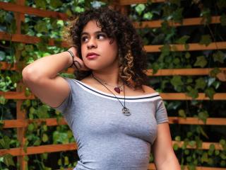 NeffellyRoss live cam model at XLoveCam
