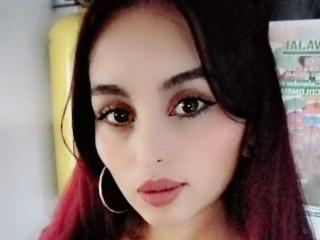AshleyHottie69 Webcam Porno Live - Photo 3/17