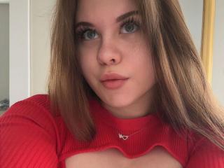 AbbyKuss-hot live cam model at XLoveCam