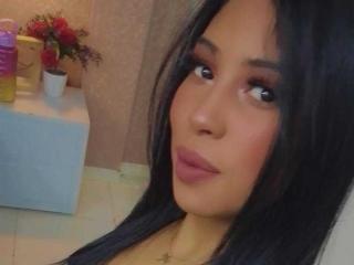 SusiLopez Blowjob XXX Cams - Photo 7/21