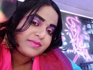 SusanaEshwarCurvy live cam model at XLoveCam
