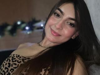 Watch KarolTrue live on cam on XLoveCam