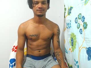 DavidCutter live cam model at XLoveCam