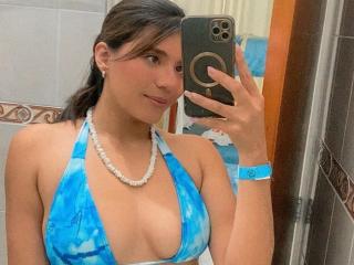 LucieMilner Anal Livecam - Photo 17/21