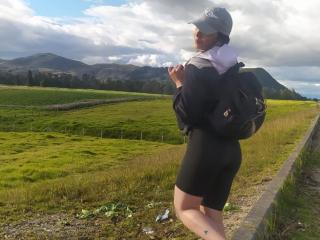 Watch LeontinaBelle live on cam on XLoveCam