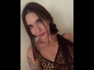 Photo of sweetlessie-hot